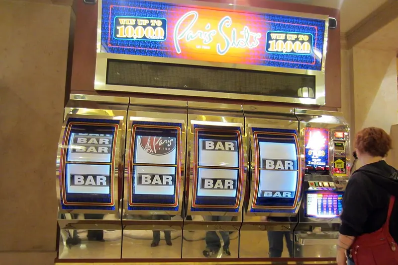 Giant slot machine